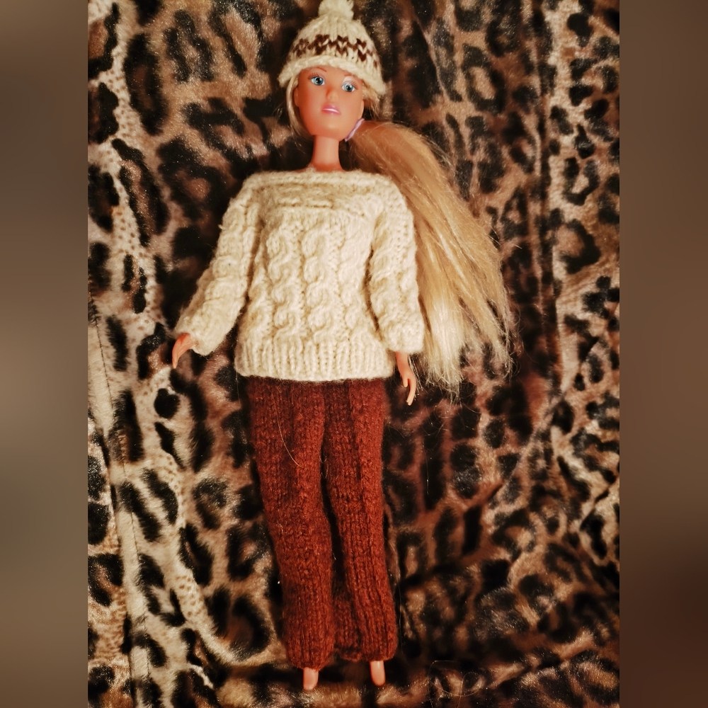 Doll Sweater, Pants & Hat